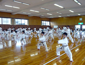 基本練習｜2007年大阪・愛知・静岡の合同練習｜拳正会空手道連盟